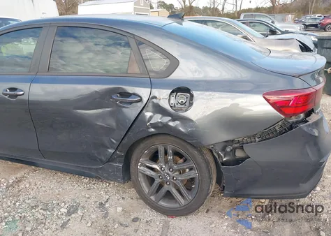 2021 Kia Forte Gt-Line z USA, uszkodzony, nr VIN 3KPF34AD5ME340557